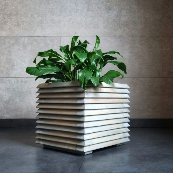 Large 3D Wooden Planter (Romb Profile)