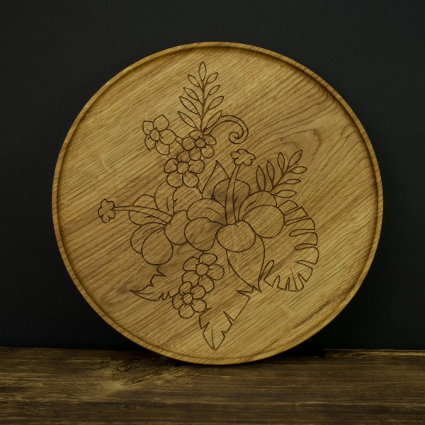 Oak engraved wood tray