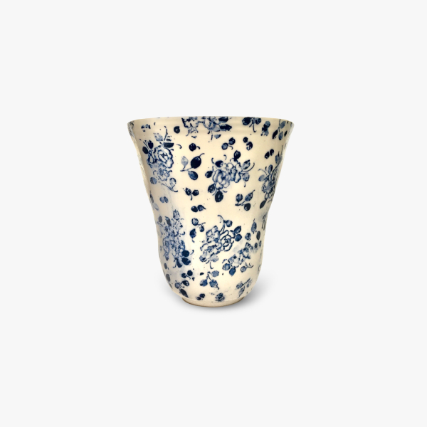 Porcelain cream blue berries cup