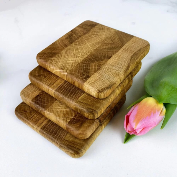 Set of four pieces of oak wood cup coasters