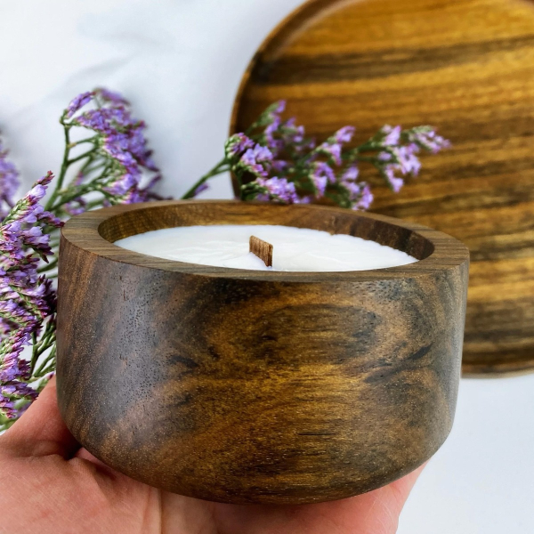 Soy scented candle in exotic wood