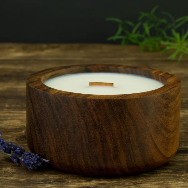 Soy scented candle in exotic wood