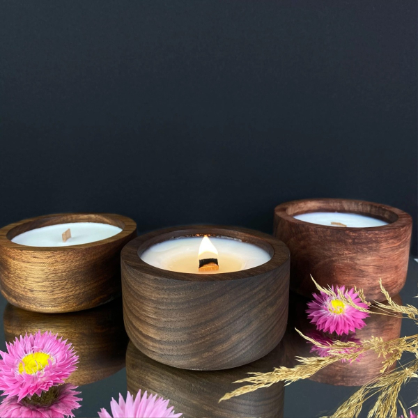 Soy scented candle in walnut wood