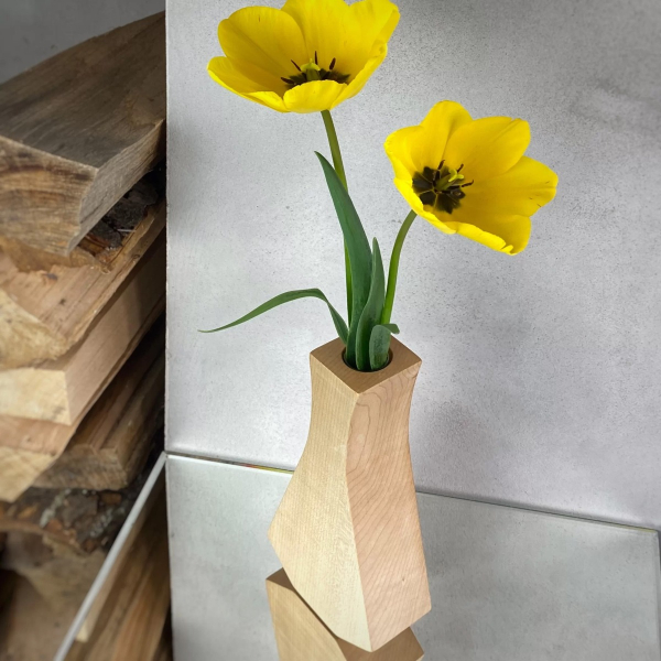 Wooden maple vase for dried and fresh flowers